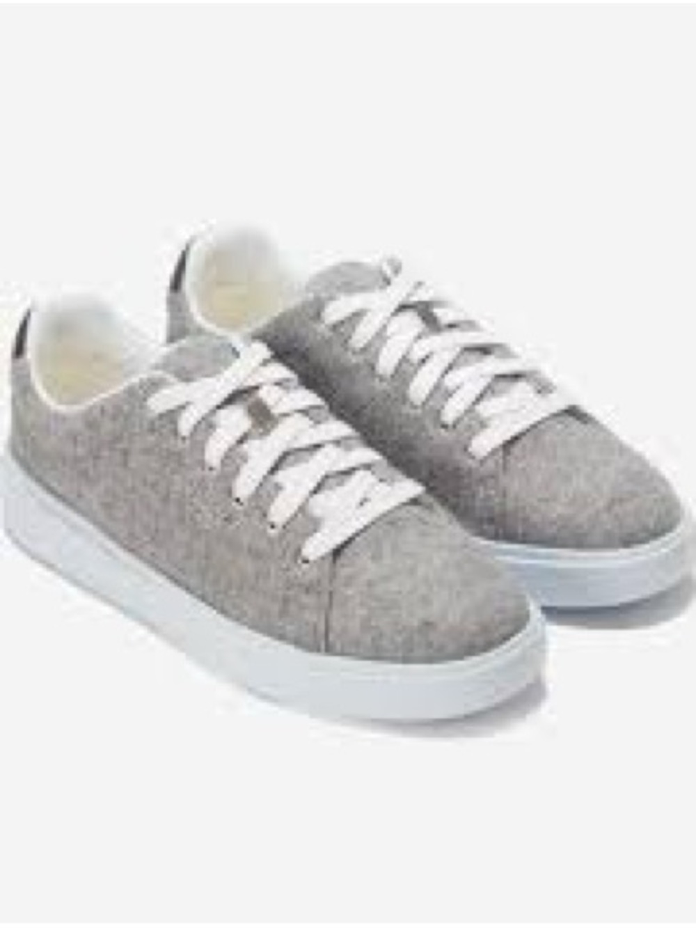 Women’s Cole Haan Grand Crosscourt Daily sneakers in gray wool & silver, size 7